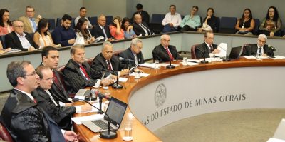 TCEMG multa dois ex-prefeitos que deixaram de instaurar Tomada de Contas&nbsp;Especial