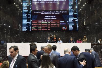 Prorrogação de prazo para uso de verbas da saúde é aprovada em&nbsp;definitivo