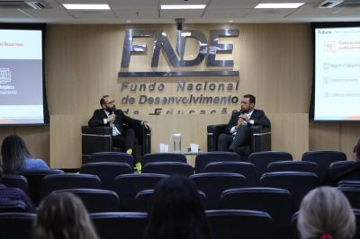 Projeto “Procuradoria Convida” promove palestra sobre compras centralizadas na administração&nbsp;pública